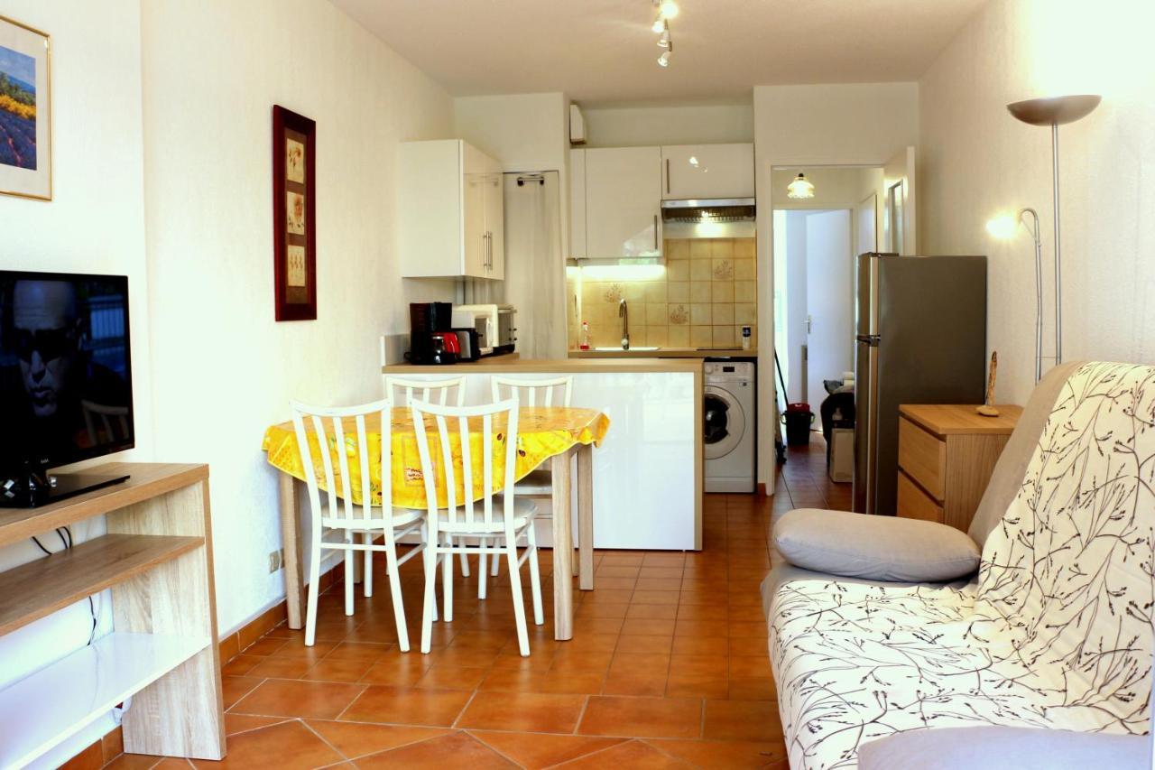 T2 Terrasse, Bormes Les Mimosas La Faviere, 5 Pers, 5 Mn A Pieds Des Plages Et Commerces Екстериор снимка